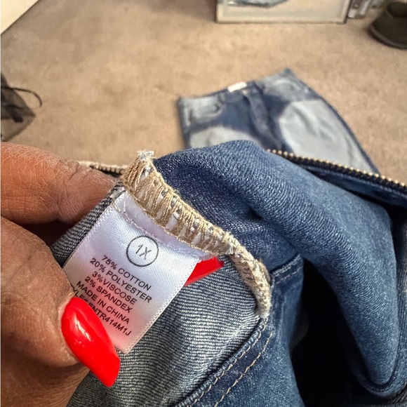 Fashion Nova Two-Tone Denim Women's Jeans and Jacket - Picture 3 of 4